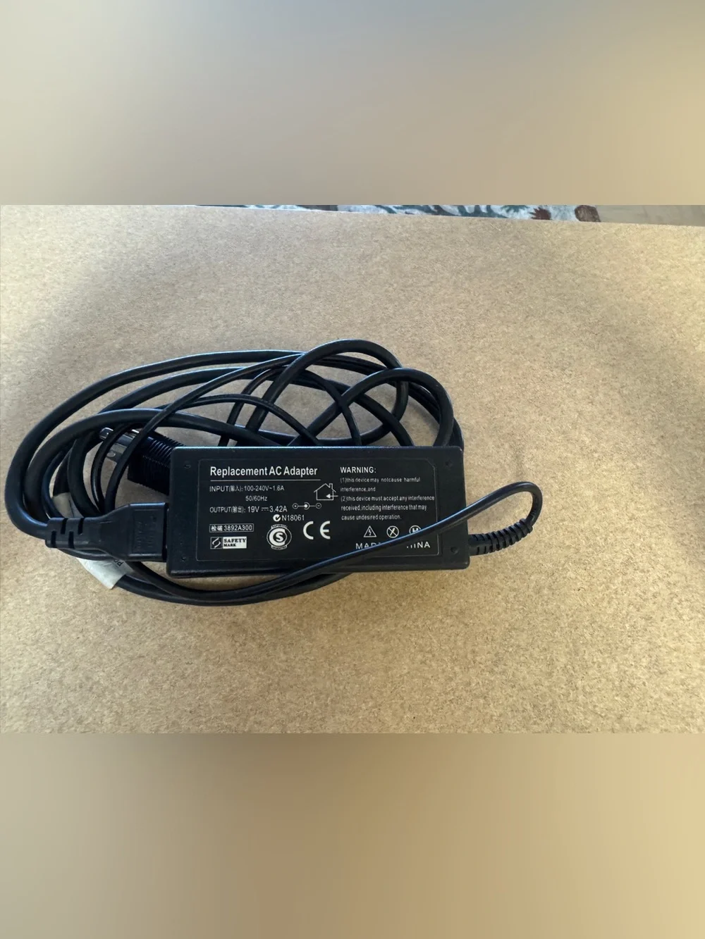 replacement AC adapter featuring a 19V output and 3.42A current
